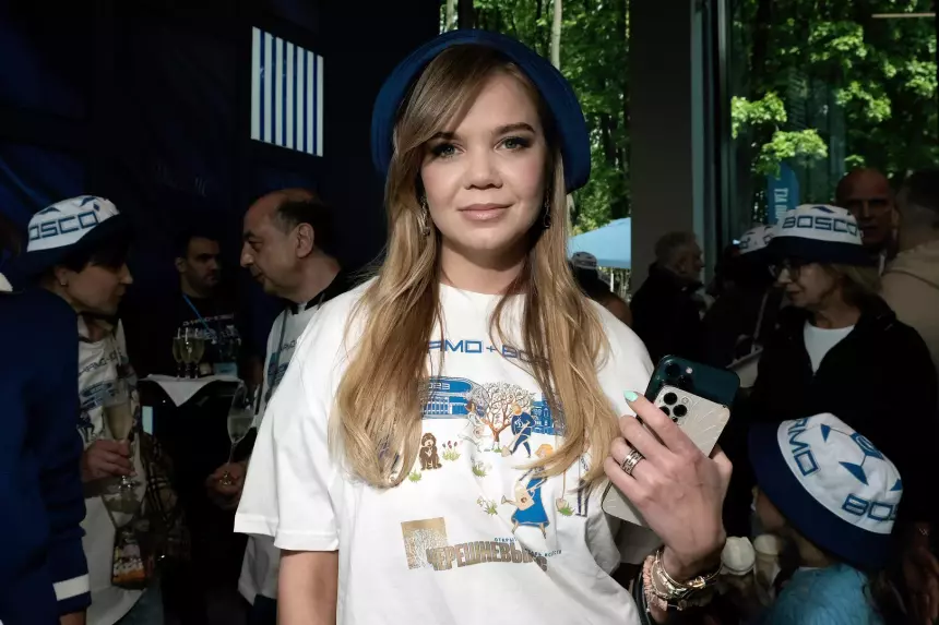 Звезда «Вечернего Урганта» Алла Михеева готова вести корпоративы за 1,5 млн руб.