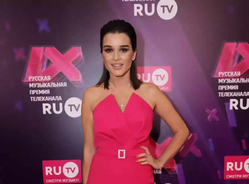 «Привела мужика домой»: 9-летняя дочь Ксении Бородиной напугала мать