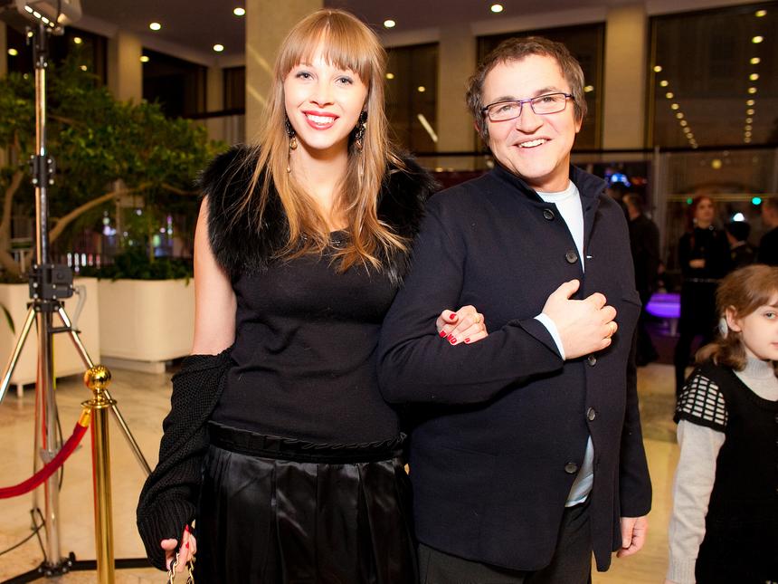 Дети останутся с матерью, алименты сохранят привычный образ жизни: адвокат Дибровой раскрыла подробности развода