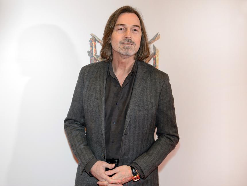 «Привык, что все дарят»: Никас Сафронов дал совет Киркорову по поводу памятника отцу