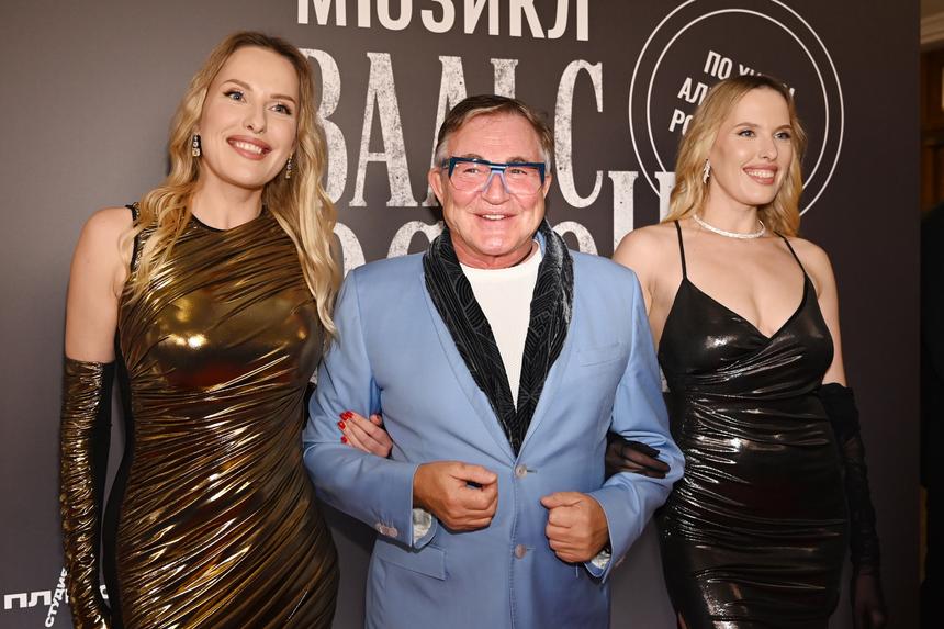 «Народно покрою своим гневом мать моих детей?»: Дмитрий Дибров высказался о разводе с женой Полиной