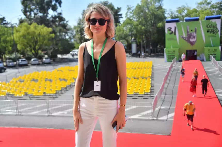 Надежда Михалкова показала, как отметила день рождения в домашней обстановке