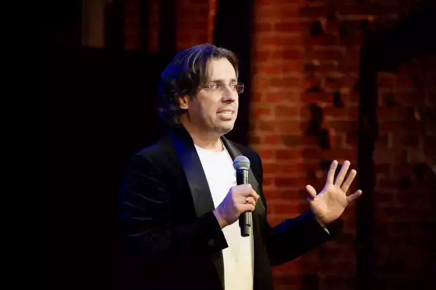 У Максима Галкина* могут отобрать права на имя в России