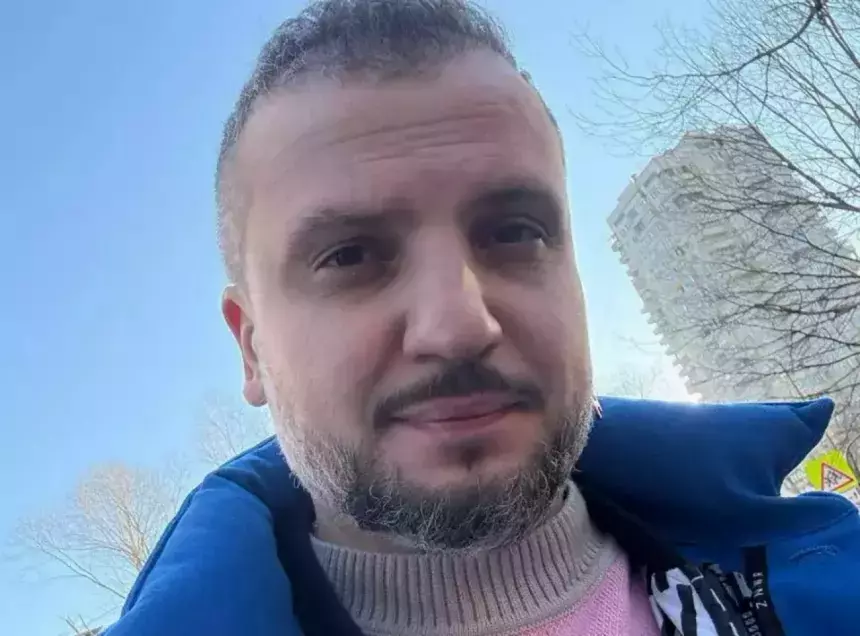 «Это произошло в одночасье»: выписанный из психбольницы Позов рассказал о разводе с женой