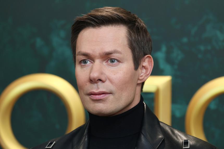 «Зарабатывали сущие копейки»: певец Стас Пьеха рассказал о небогатом детстве