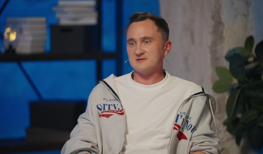 «Как можно говорить такое на серьезных щах?»: участника Comedy Club возмутили слова журналистки-иноагентки о РФ