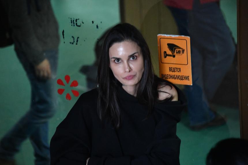 «Так сильно хочу замуж, прямо плачу»: Алана Мамаева шутливо ответила на вопросы об отношениях с мужчинами