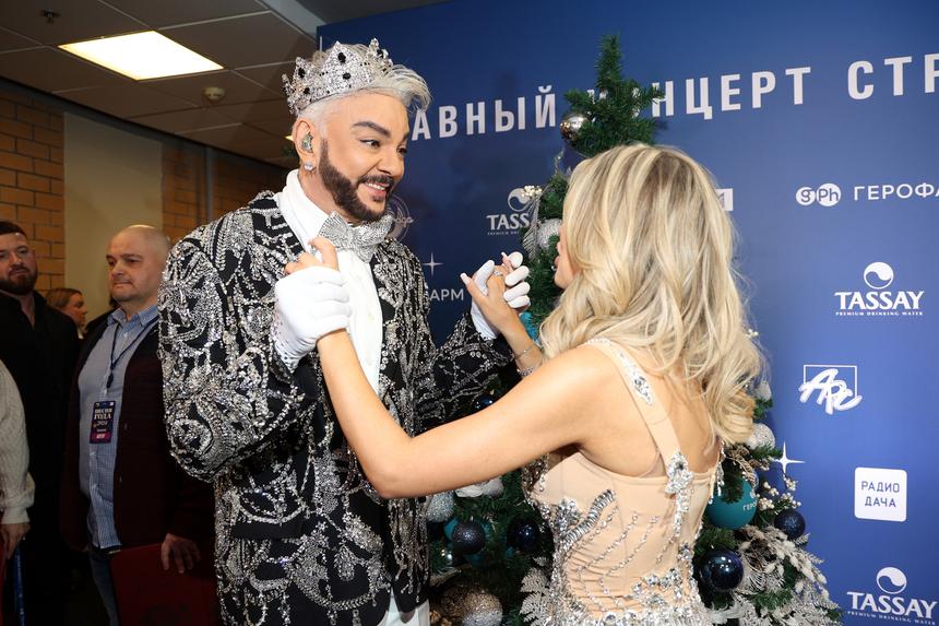 «Неожиданных историй не будет»: как планируют развлекать зрителей в новогоднюю ночь