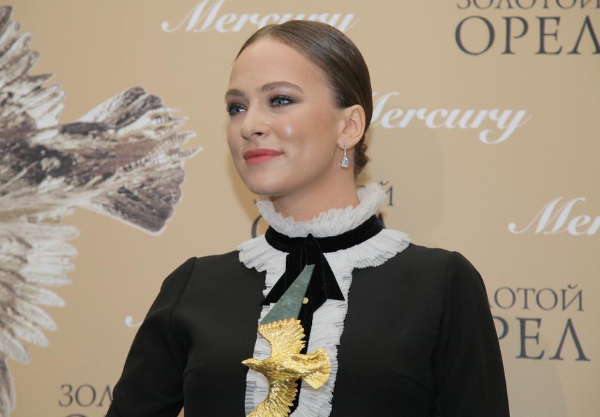 «Уверена в своей свободе»: Аглая Тарасова на домашнем аресте планирует корпоративы за 3 млн рублей