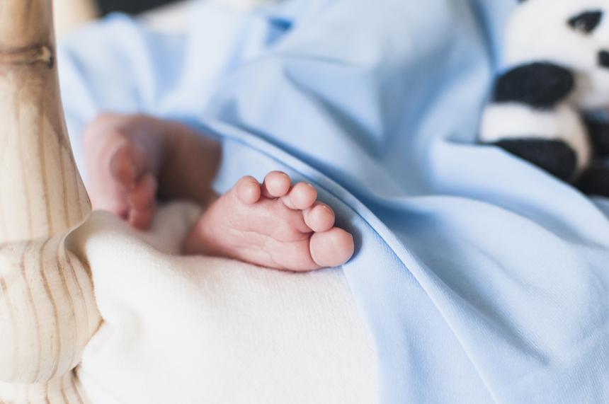 «Настоящее чудо»: женщина раньше срока родила ребенка с «третьим глазом»