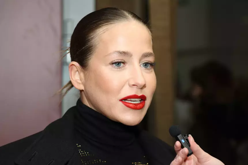 Ведущую Юлию Барановскую экстренно прооперировали в Салехарде