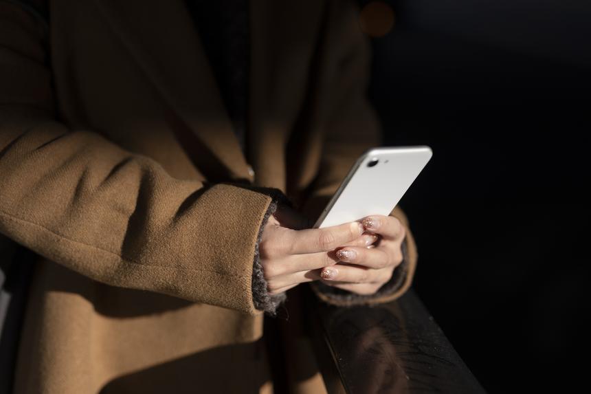 Мать пропавшего 3 года назад воронежца нашла в его телефоне странную переписку