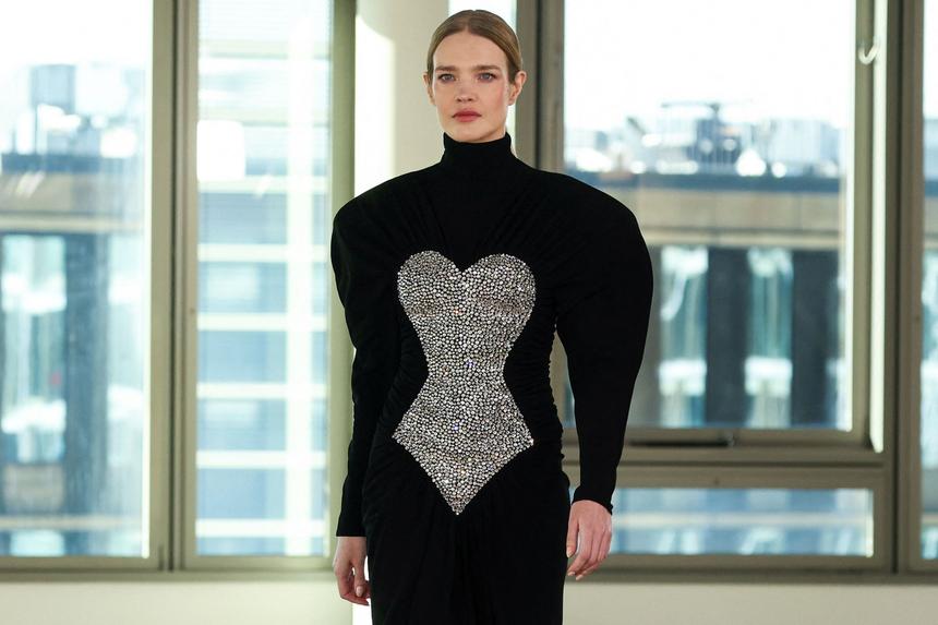 Наталья Водянова пришла на открытие выставки с 48-летним мужем Антуаном Арно