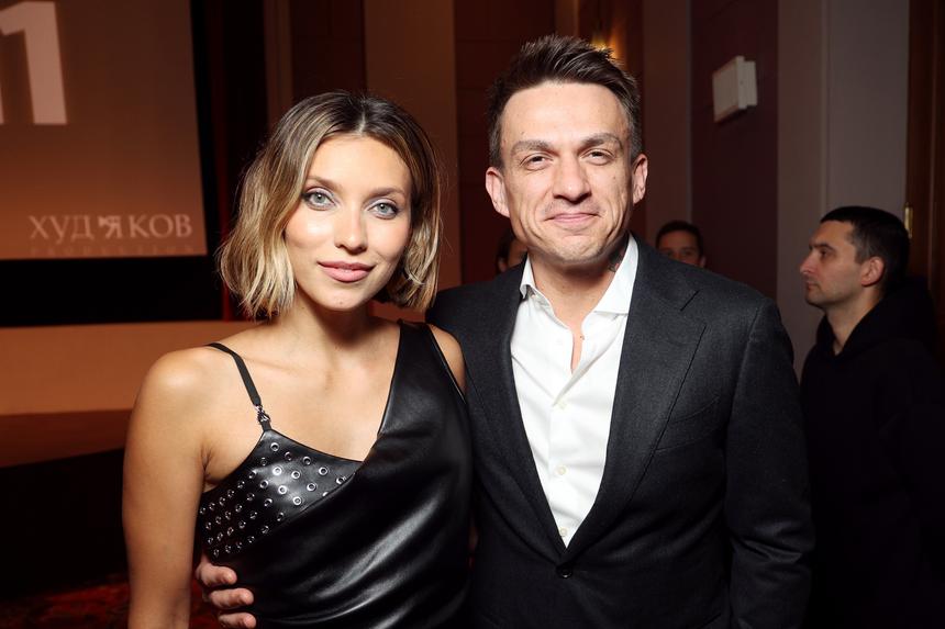 «Вою от беспомощности»: Регина Тодоренко заговорила о трудностях материнства с тремя детьми