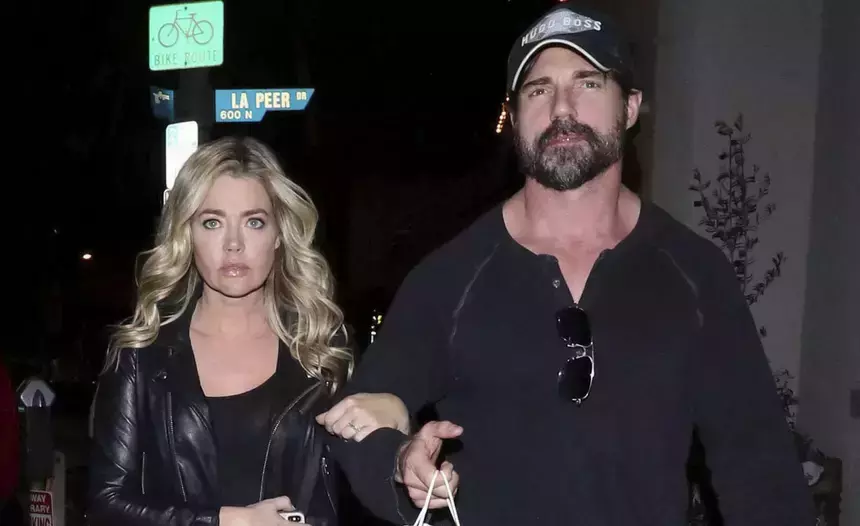 «Супружеское насилие»: бывшего мужа Дениз Ричардс арестовали в суде