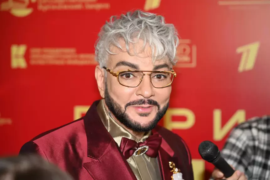 «Это близкий мой человек, 10 лет жизни»: Киркоров отреагировал на слова Пугачевой о фиктивном браке