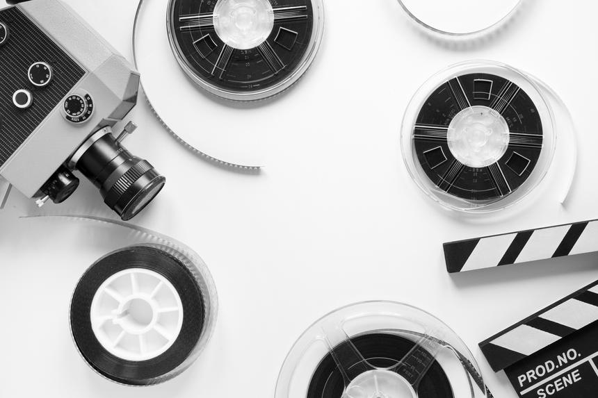 Российского кинооператора Сергея Политика, недавно отметившего день рождения, убили возле его дома