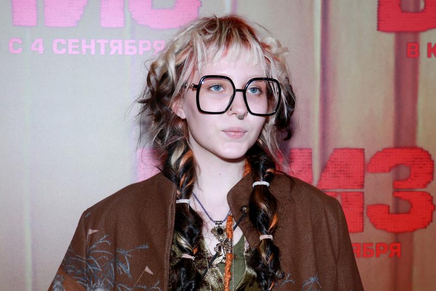 Дочь певицы Глюкозы закрутила роман с мужчиной, который старше на 10 лет: что о нем известно