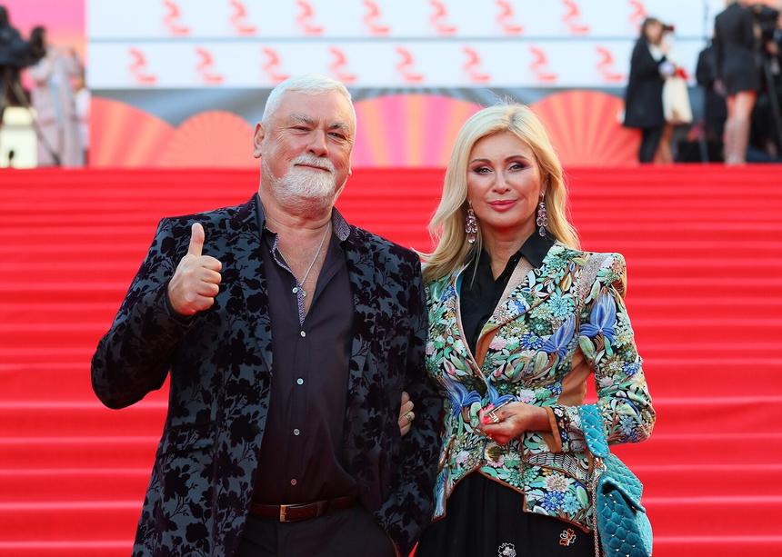 «На грани фарса и цирка»: Вика Цыганова высказалась о присвоении Криду звания заслуженного артиста