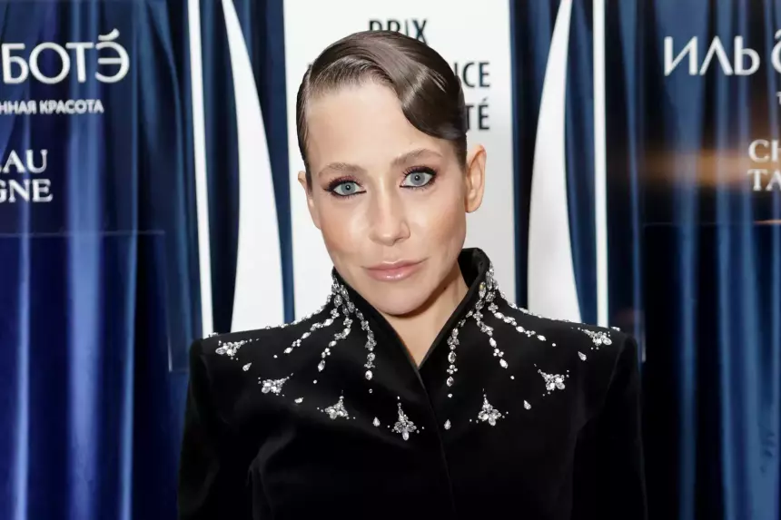 Юлия Барановская заявила, что ее дочь еще не решила, куда будет поступать