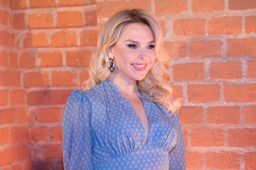 39-летняя певица Пелагея рассказала о частых гастролях за рубежом