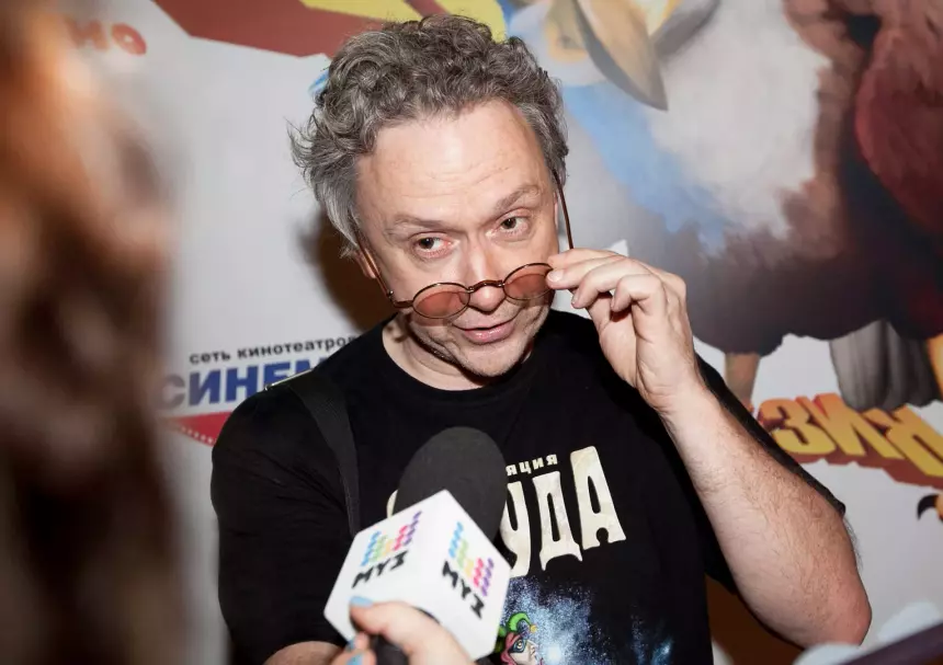 Похитил почти 2 млн рублей: суд не стал смягчать приговор 20-летнему сыну звезды «Интернов» Вадима Демчога