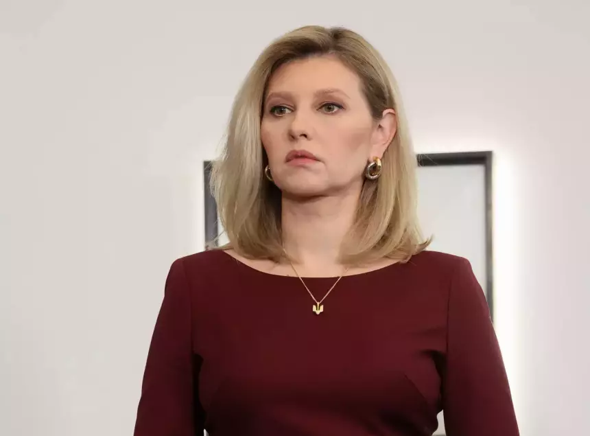 «Жена придурка»: какую информацию выдает Google о Елене Зеленской