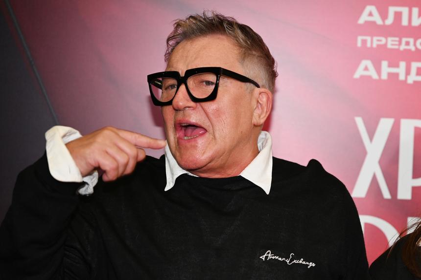 «Подобно гнилой рыбине»: Дмитрий Дибров отказался критиковать бывшую жену за измену