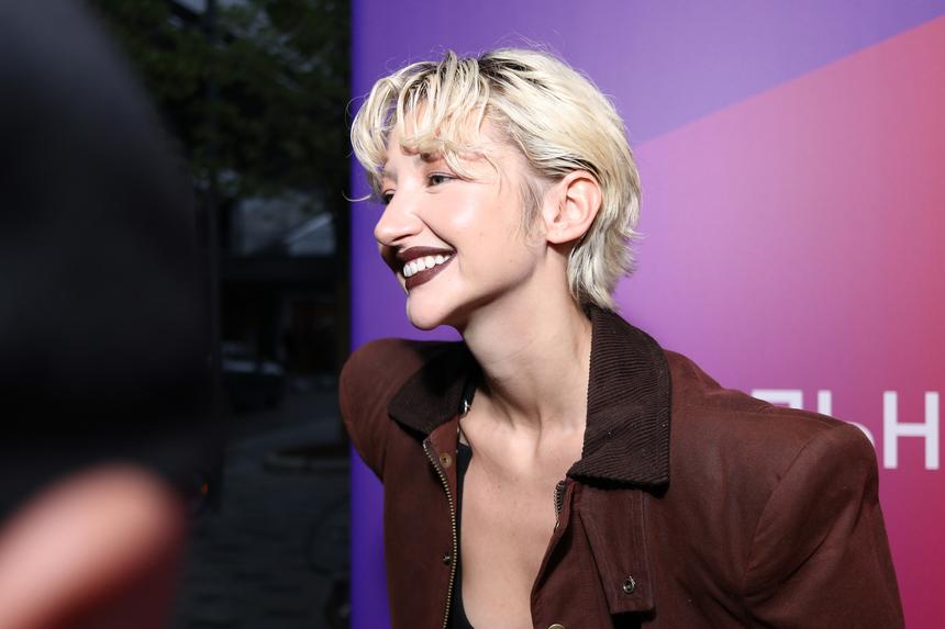 «Мужчины, начните меня удивлять»: Марго Овсянникова заговорила о личной жизни