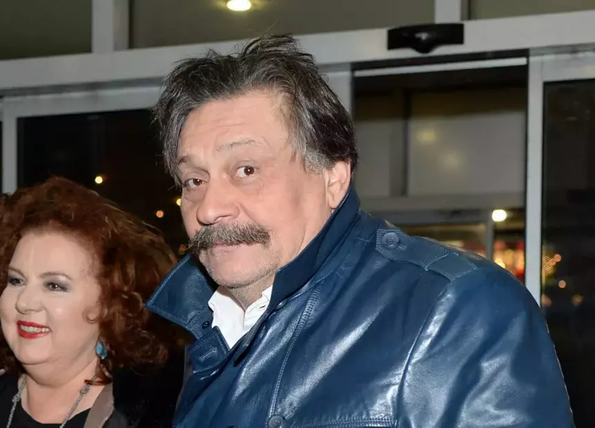 Уехавший актер Назаров оставил в РФ комнату в квартире, куда планирует вернуться