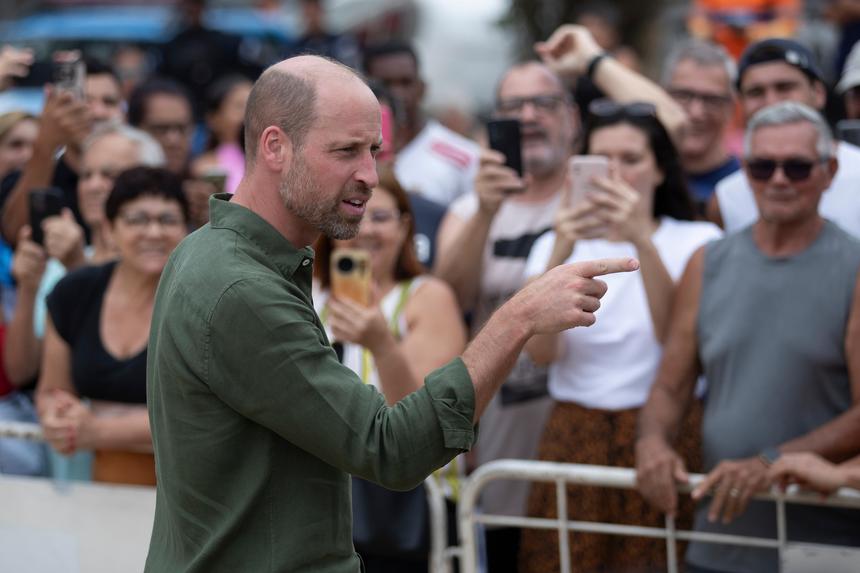 «Я вспотел»: принц Уильям неожиданно стал звездой бразильского пляжа