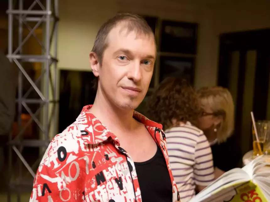 «Какая ты, к черту, царица?»: Сергей Соседов раскритиковал песни Анны Asti