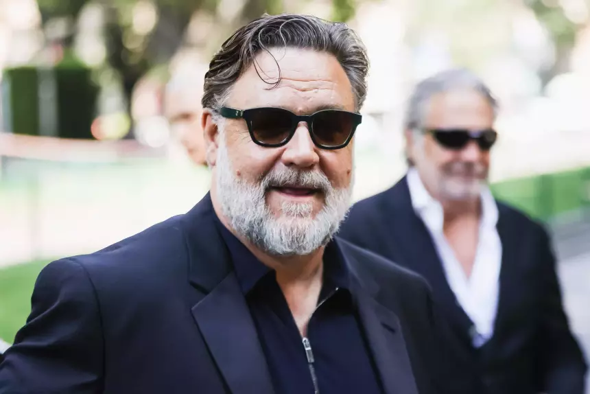 Отказался от вредной привычки: звезда фильма «Гладиатор» Рассел Кроу рассказал, как сбросил почти 26 кг за год