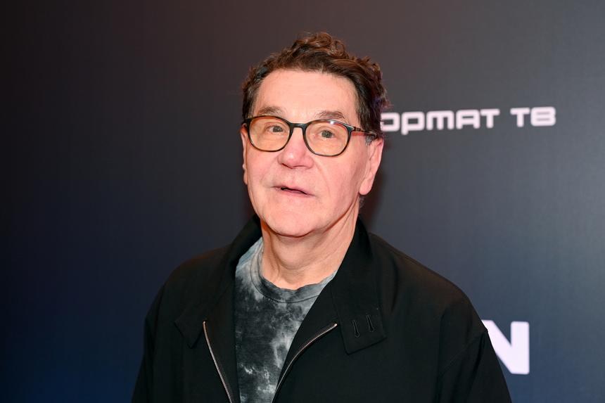 Сергей Маковецкий отреагировал на смерть Симонова фразой «кусок души оторвали»