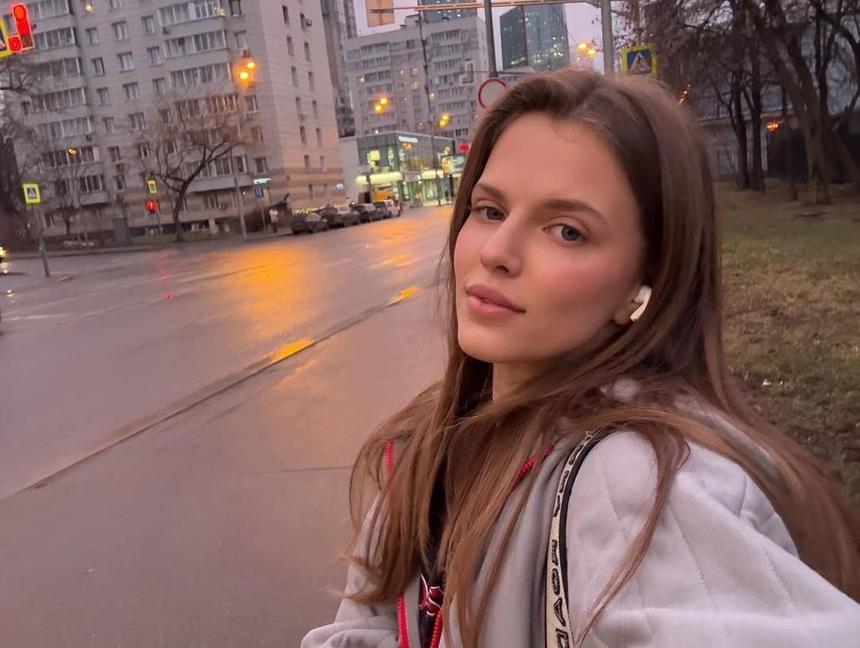 7 лет скитаний, страхов и слез: 24-летняя актриса из сериала «Ландыши» Ника Здорик купила квартиру