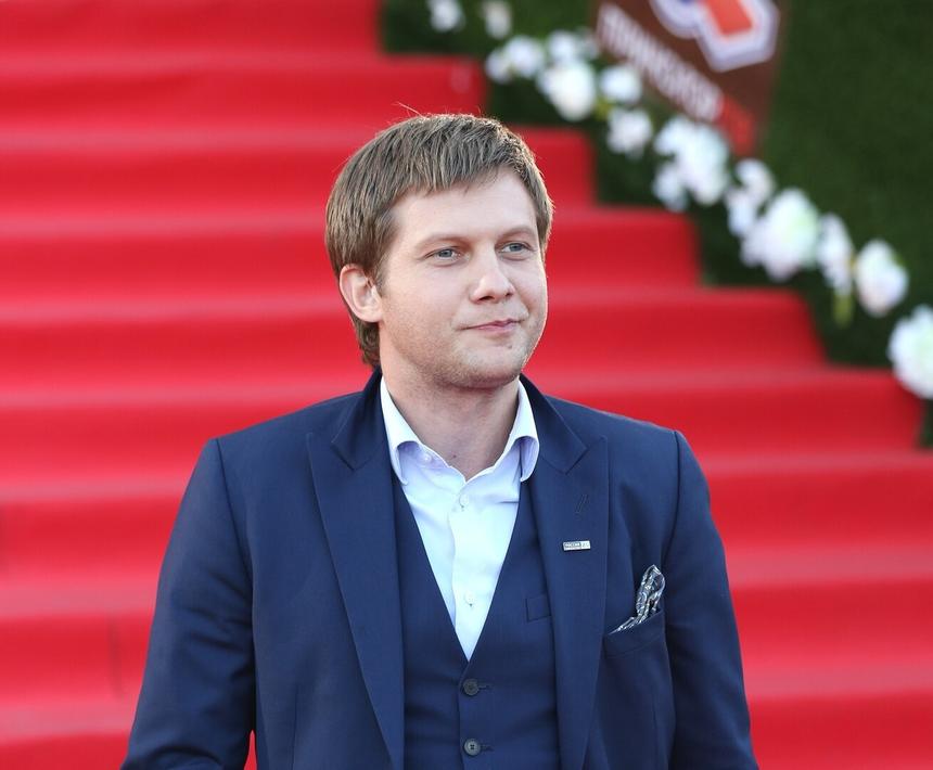 Ксения Собчак назвала запоздалой истерикой пост Бориса Корчевникова про Хэллоуин