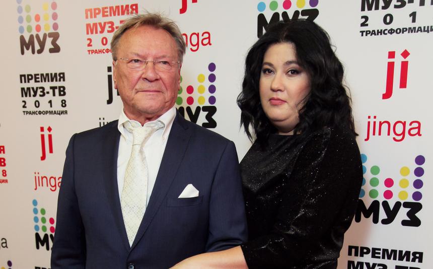 83-летний Сергей Шакуров вышел в свет с женой, которая моложе него на 30 лет