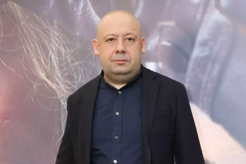 «Все бывает у мужчин»: режиссер Алексей Герман-младший встал на защиту оскандалившегося Диброва