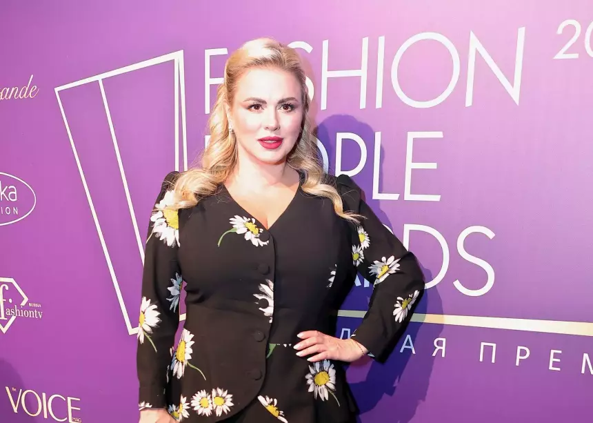 Певица Анна Семенович рассказала, что тренеры называли ее толстой в 5 лет