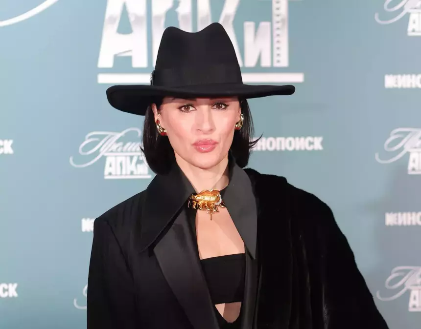 «Я делаю ботокс у профессора»: Тина Канделаки показала лицо без макияжа