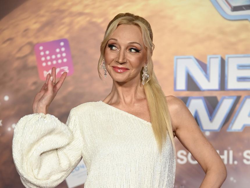 «Тембр почти идентичен»: поклонники Орбакайте отметили ее поразительное сходство с Пугачевой