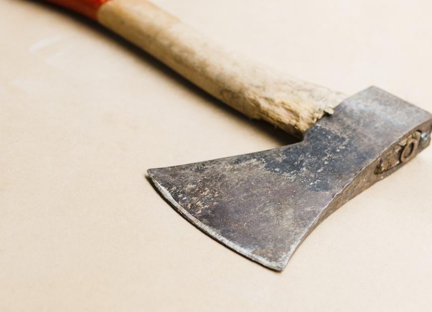 В Краснодарском крае подросток зарубил бабушку топором во время бытовой ссоры