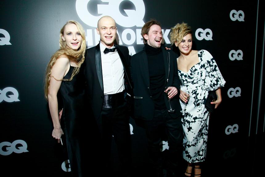 «Кочуют из проекта в проект»: актер Дмитрий Осипов об успехе Юры Борисова и Александра Петрова