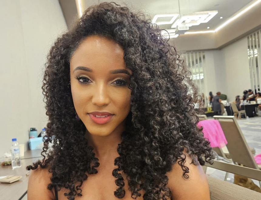 Участница «Мисс Вселенной» из Ямайки лежит в реанимации после падения со сцены