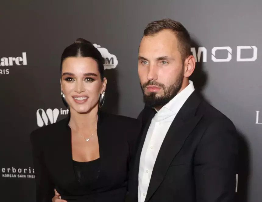 Николай перезвонил практически последним: Ксения Бородина и ее подруги устроили необычную проверку мужьям