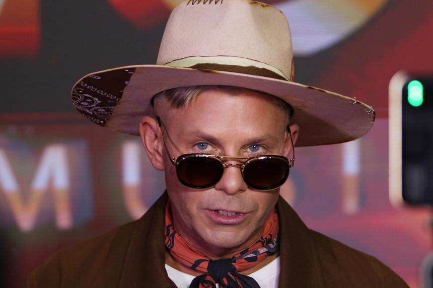 «Господи, а вам-то что?»: Митя Фомин ответил желающим узнать о его возможном отцовстве