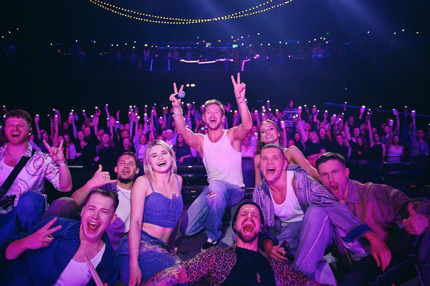 «Молодежь порой оказывается придирчивее»: певец CHEBANOV заявил, что история Долиной «не про сложный характер»