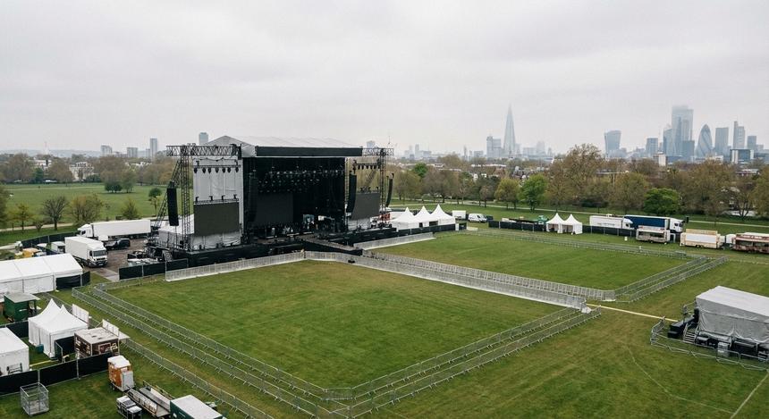 Британия запретила въезд Канье Уэсту: рэпер не выступит на фестивале в Лондоне